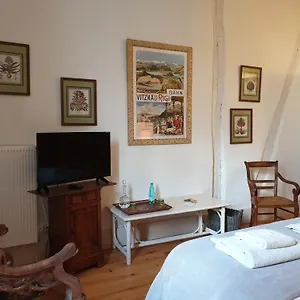 3* Bed & Breakfast Ombre Rose